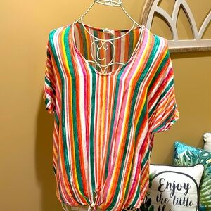 Women’s colorful top size M.